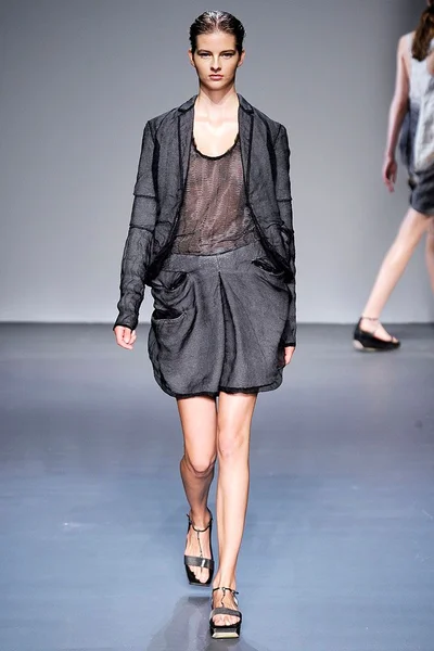 Look 20